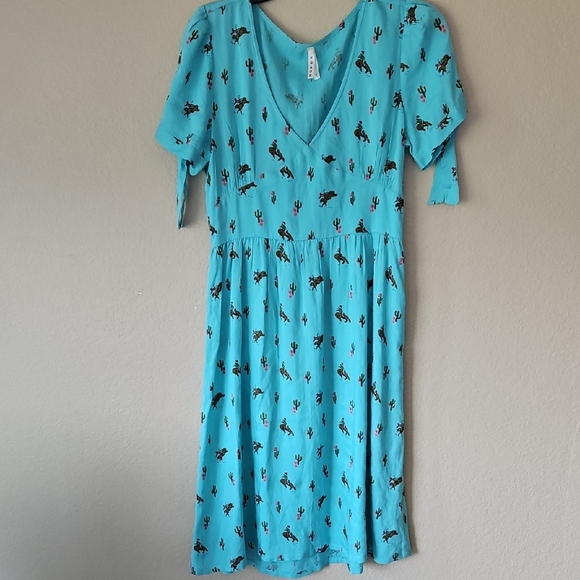 S Roper Rodeo Dress‎ - Picture 1 of 7